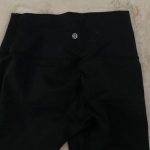 Black lululemon leggings